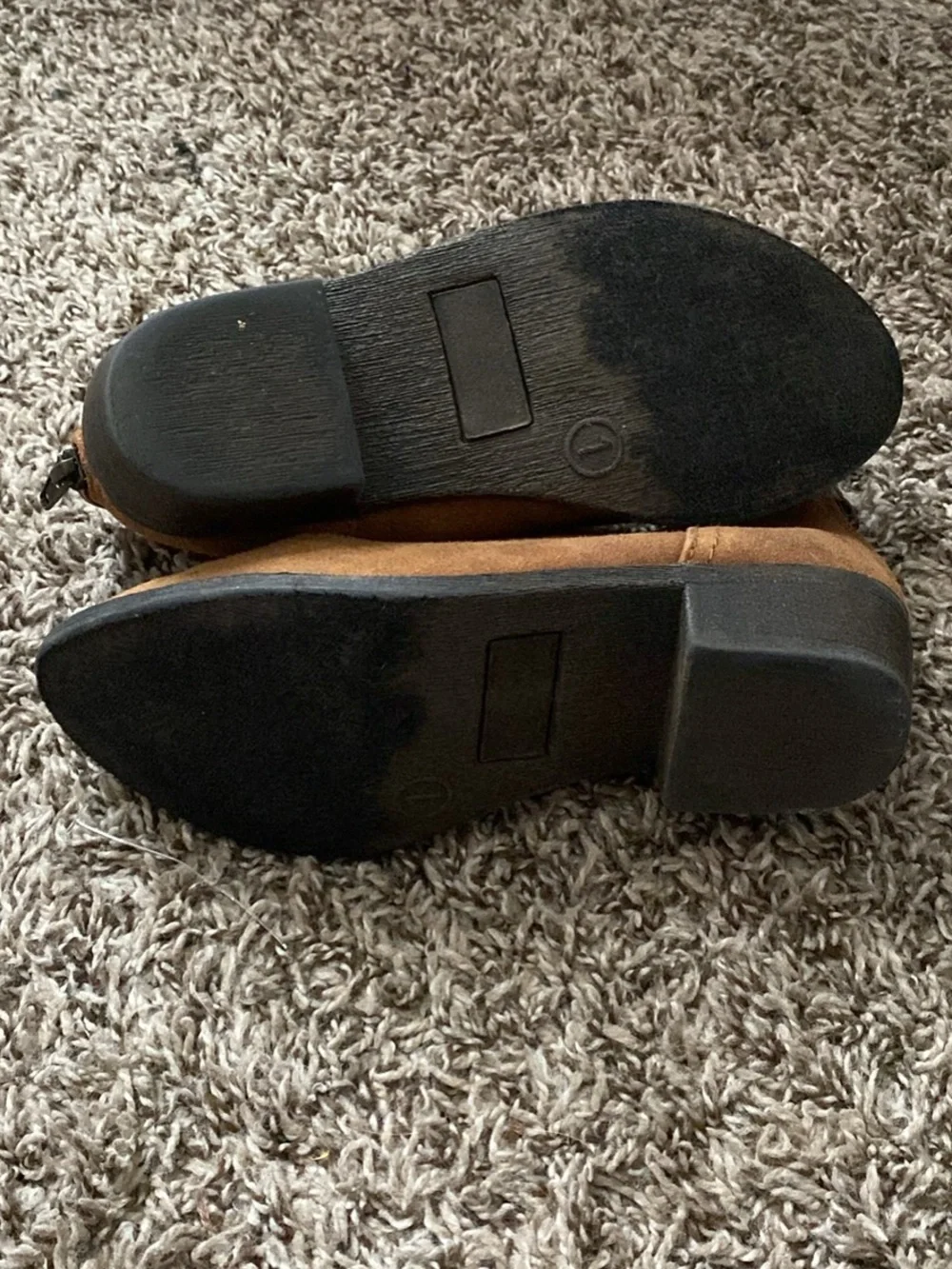 Kids size 1 ankle boots